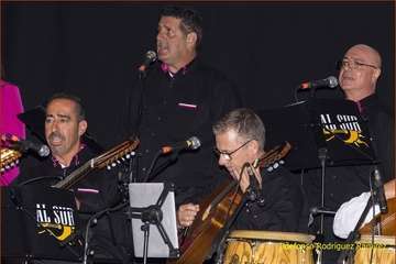 Concierto aniversario de la parranda Medio Jigo P'al Kilo (Foto Ildefonso Rodríguez)